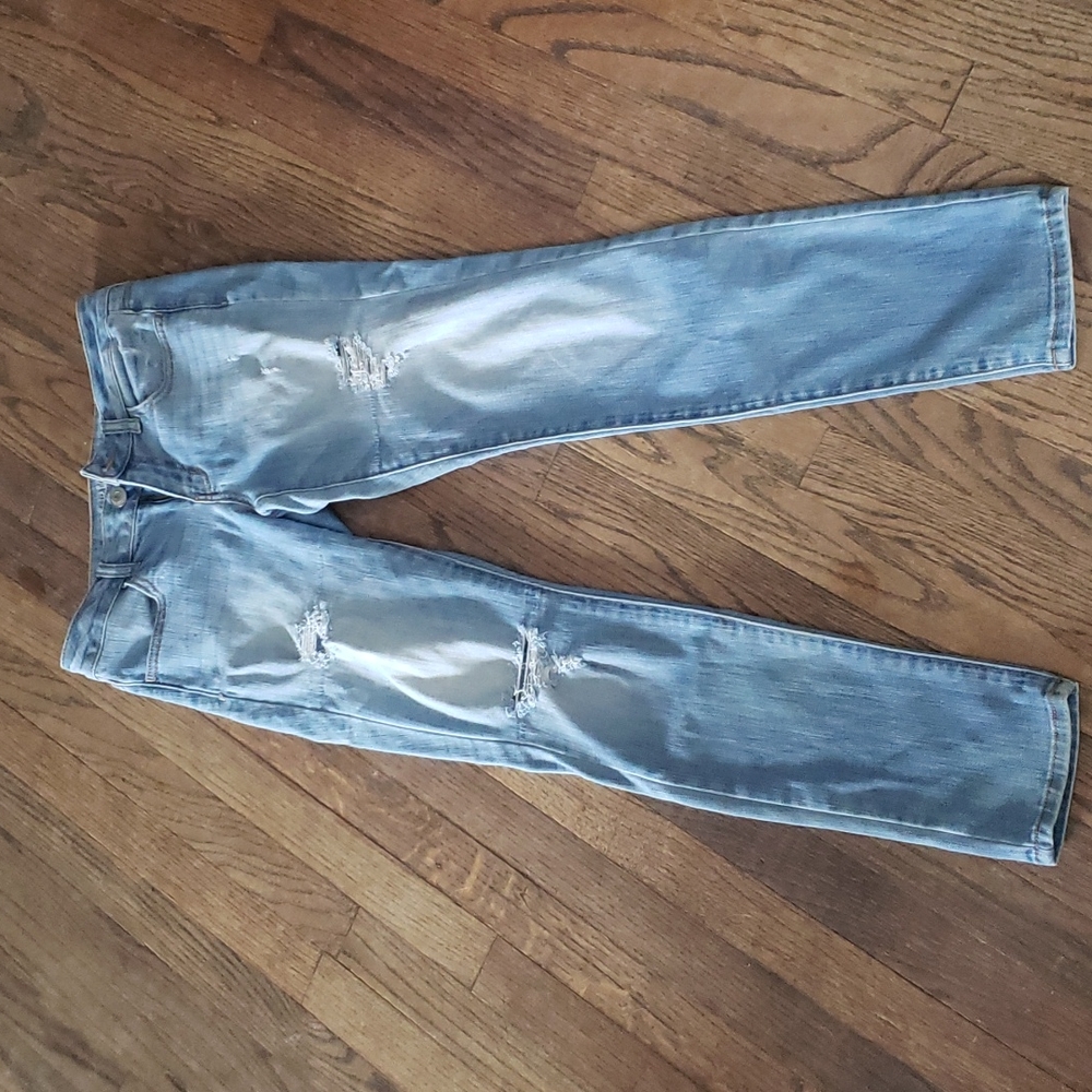 AE distressed light wash jegging 4x30